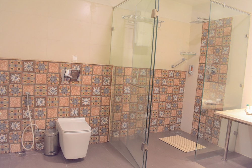 Premier Suite - Photo 3