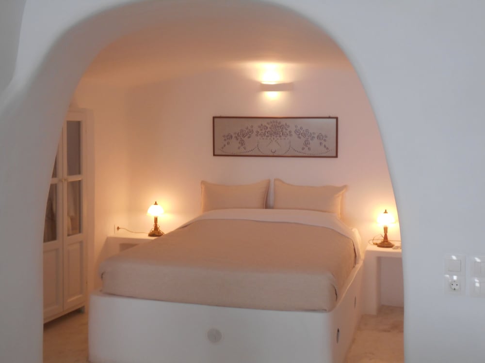 Traditional House, Jetted Tub (Cave, Cavana)