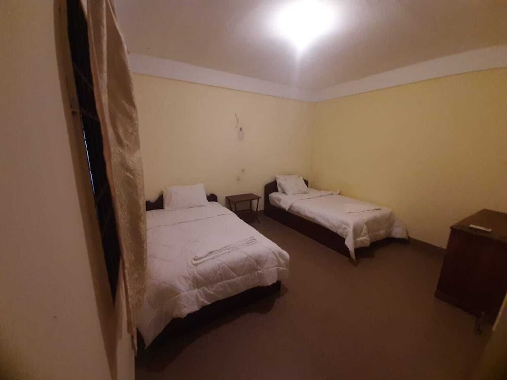 Deluxe Twin Room photo 2