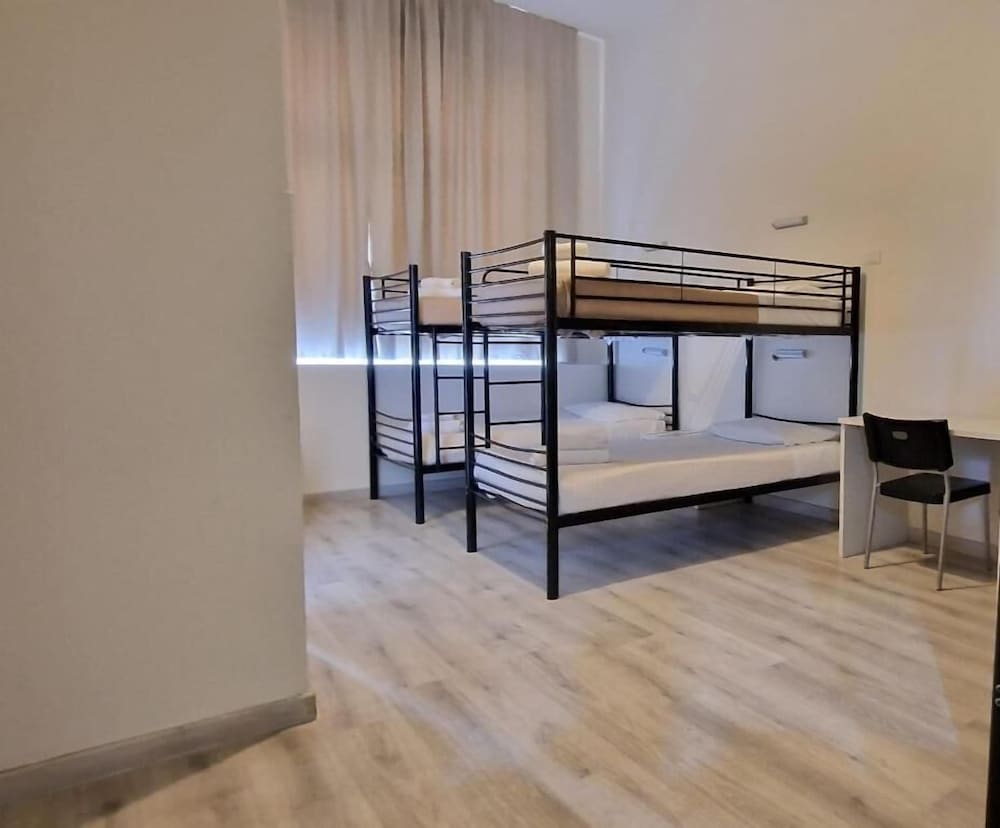 Economy Room photo 1
