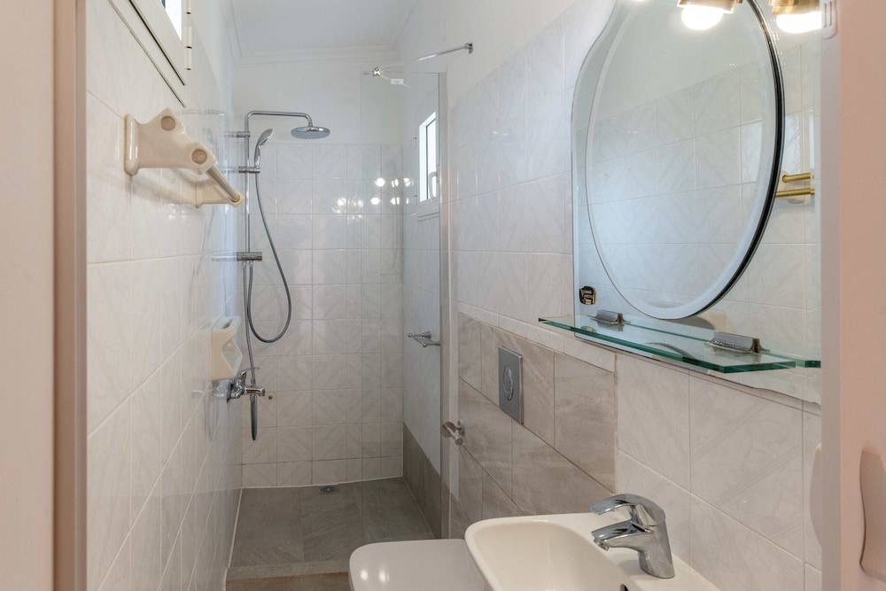 Luxury Apartment photo 3