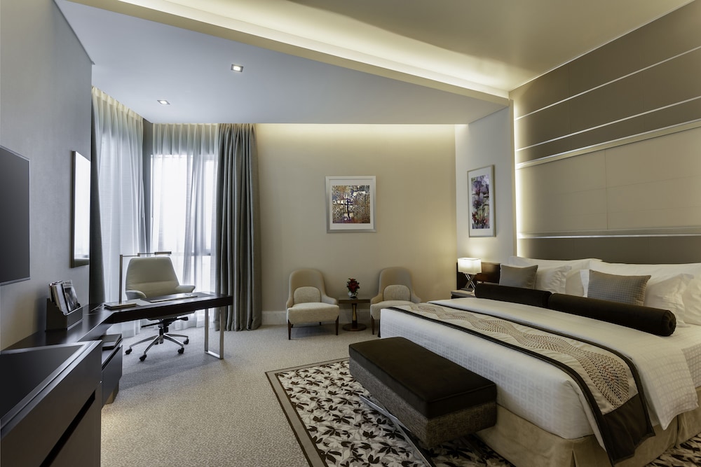 Deluxe Room, 1 King Bed, Bay View