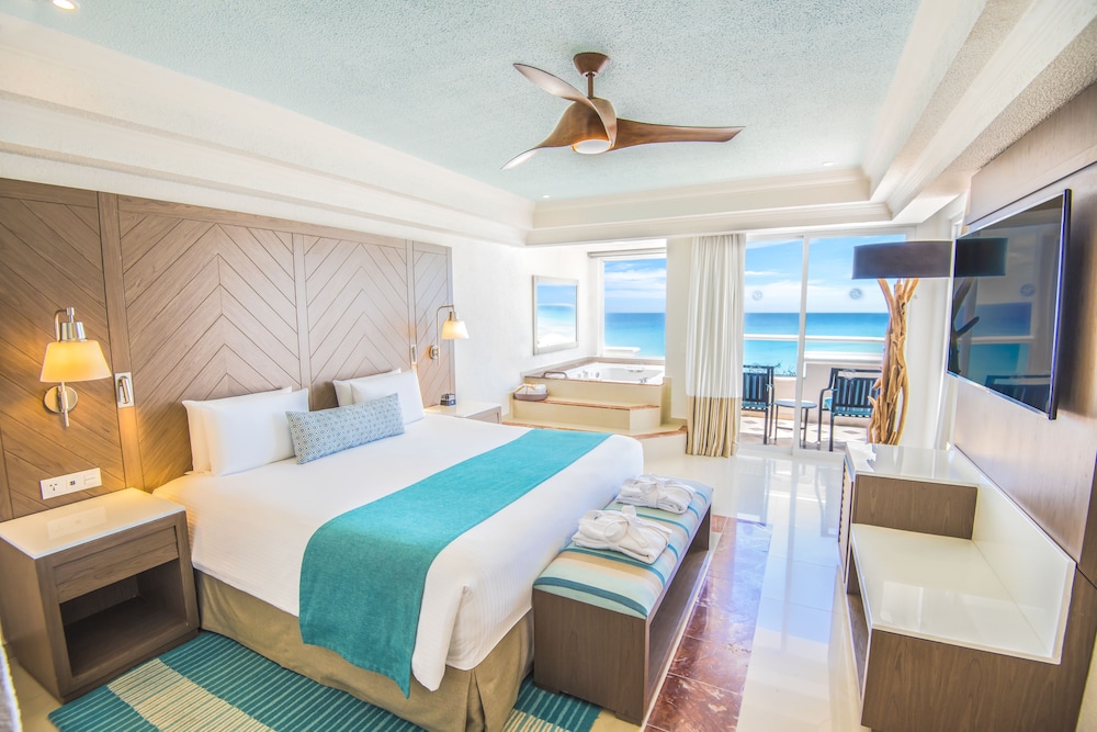 Suite, 1 Bedroom, Ocean View (Master)