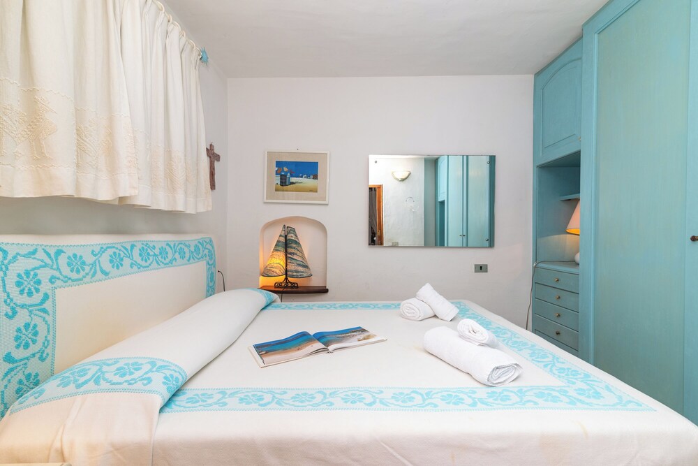 Family Apartment, Multiple Bedrooms, 2 Bathrooms (L’aldiola)