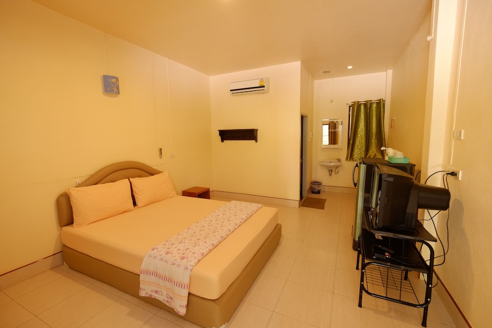 Standard Room With Air Conditioner