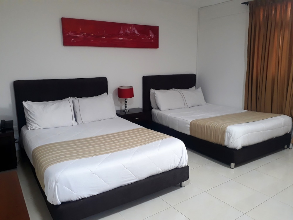 Basic Quadruple Room photo 1
