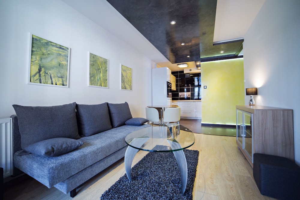 Apartment (Przemysłowa 18/1)