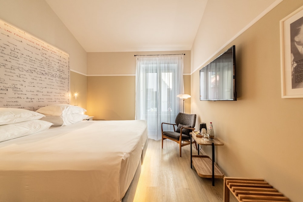 Comfort Double or Twin Room, City View photo 3
