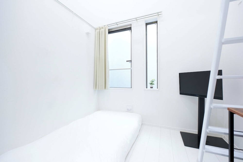 Basic Studio, Non Smoking (201) photo 3