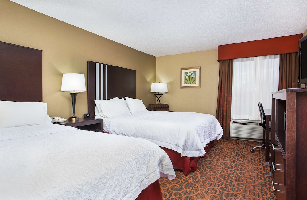 Two double beds non smoking photo 3