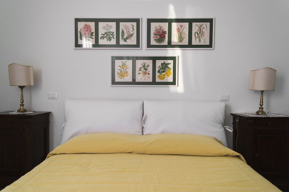 Classic Triple Room photo 1