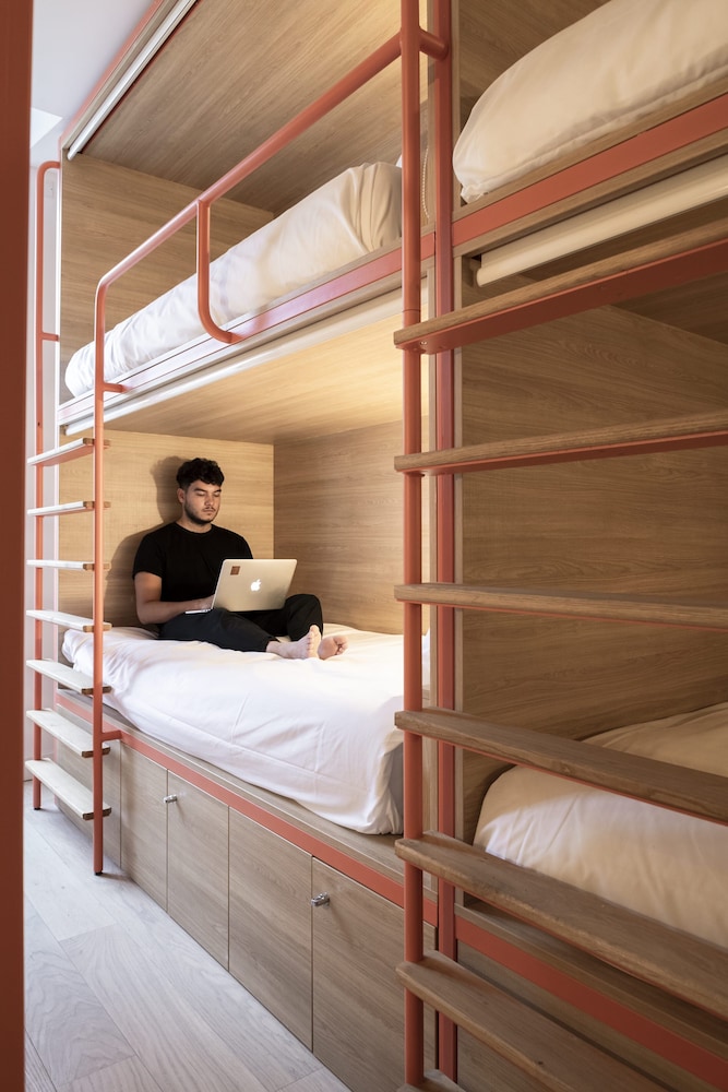 Private Dormitory - 6 Persons photo 3