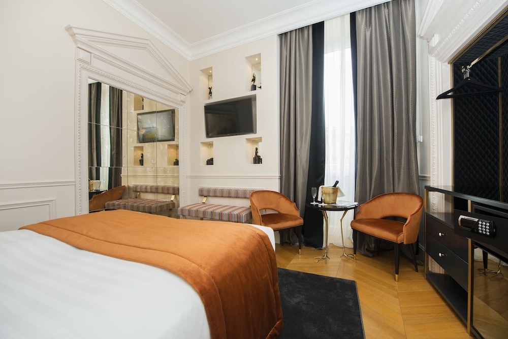 Deluxe Room, 1 Double or 2 Twin Beds, Hot Tub photo 2
