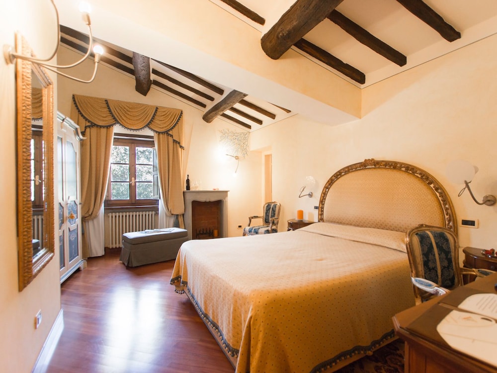 Superior Suite photo 1