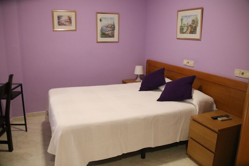 Double Room - Photo 2