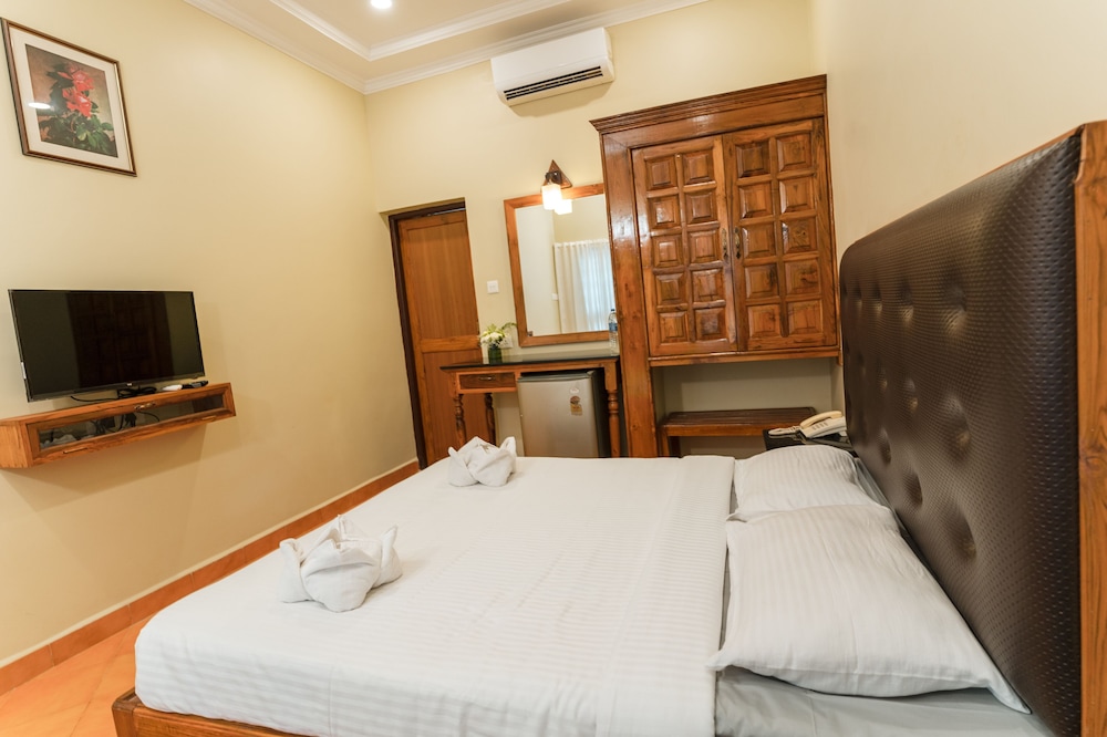 Deluxe Room - Photo 5