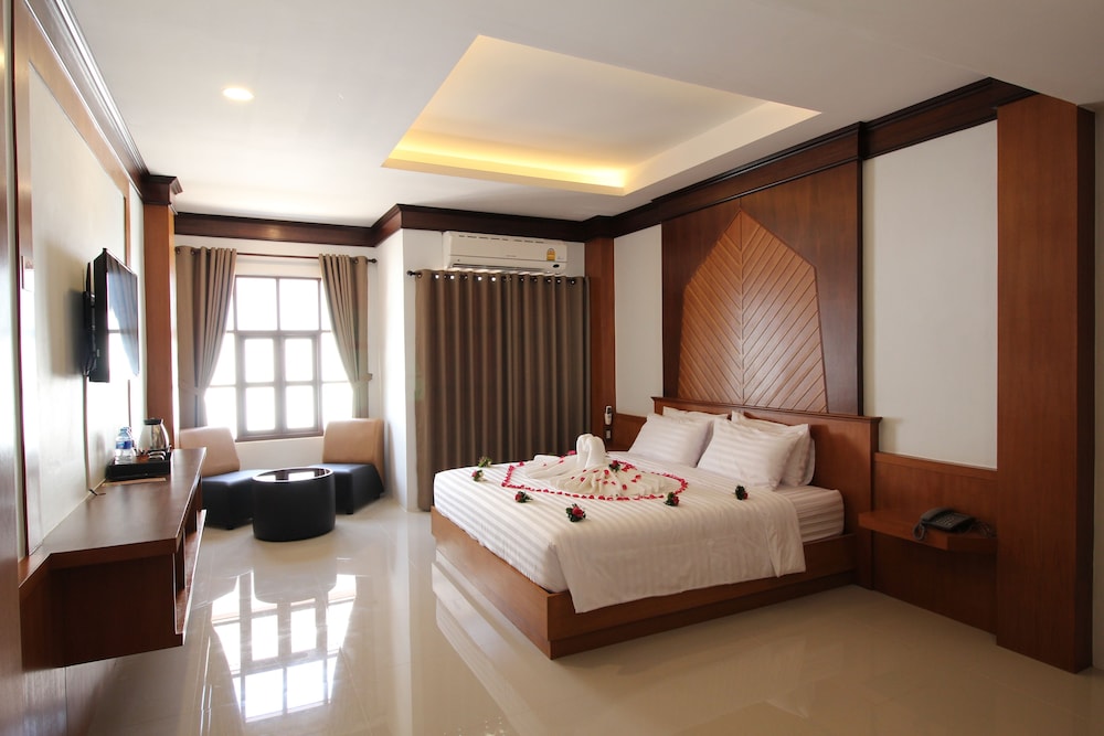Deluxe Single Room, 1 Queen Bed photo 1