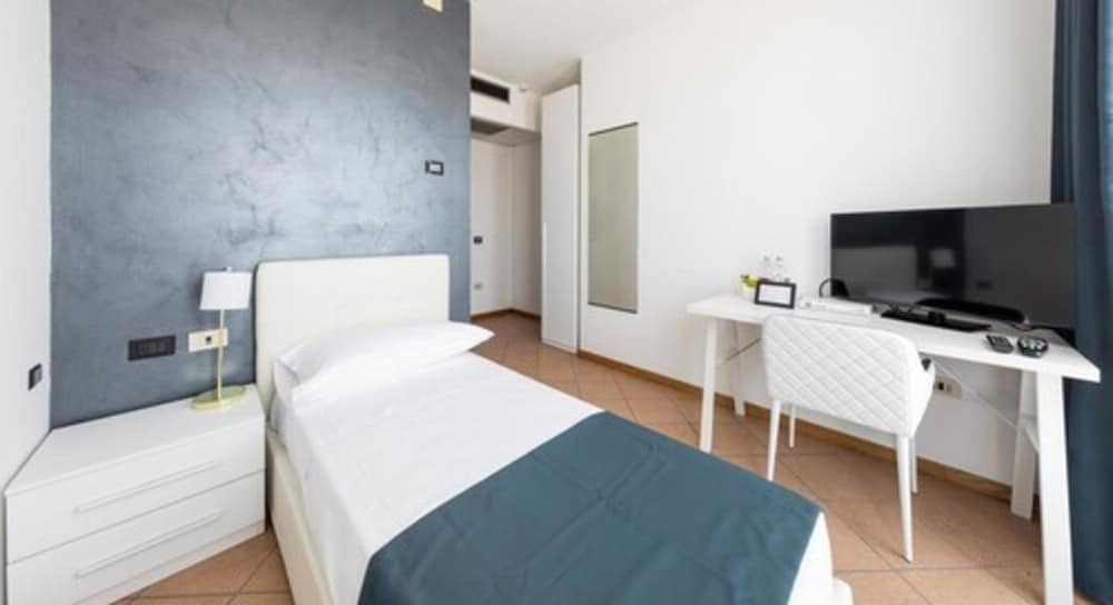 Standard Single Room photo 2