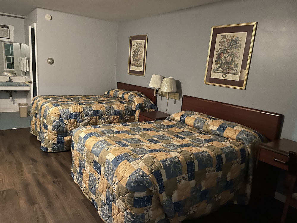 Standard Double Room, 1 Bedroom, Non Smoking photo 2