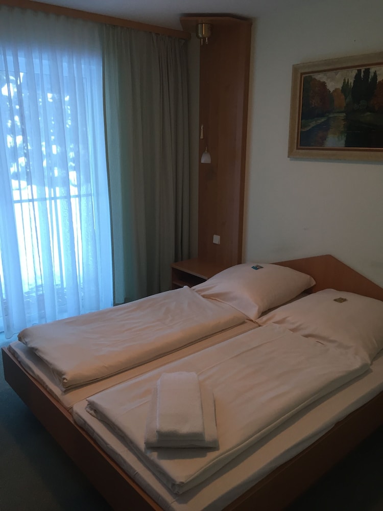 Classic Double Room, Balcony