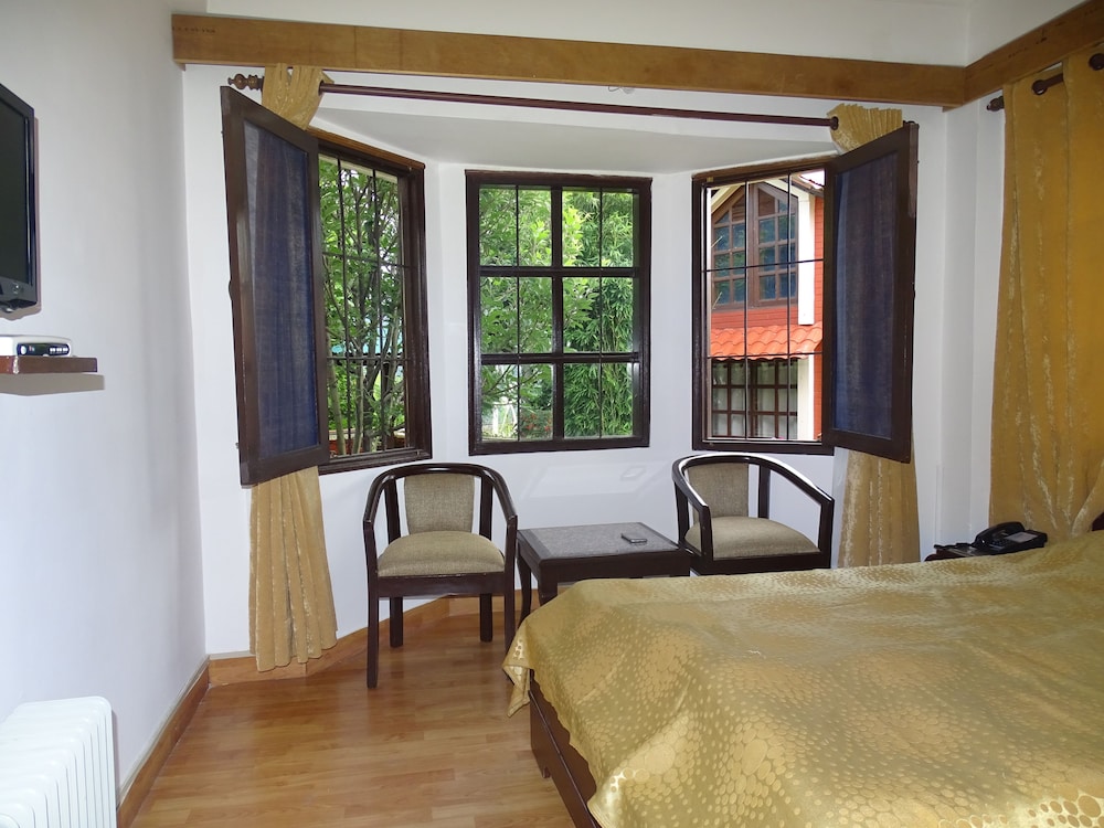 Premium Triple Room photo 2