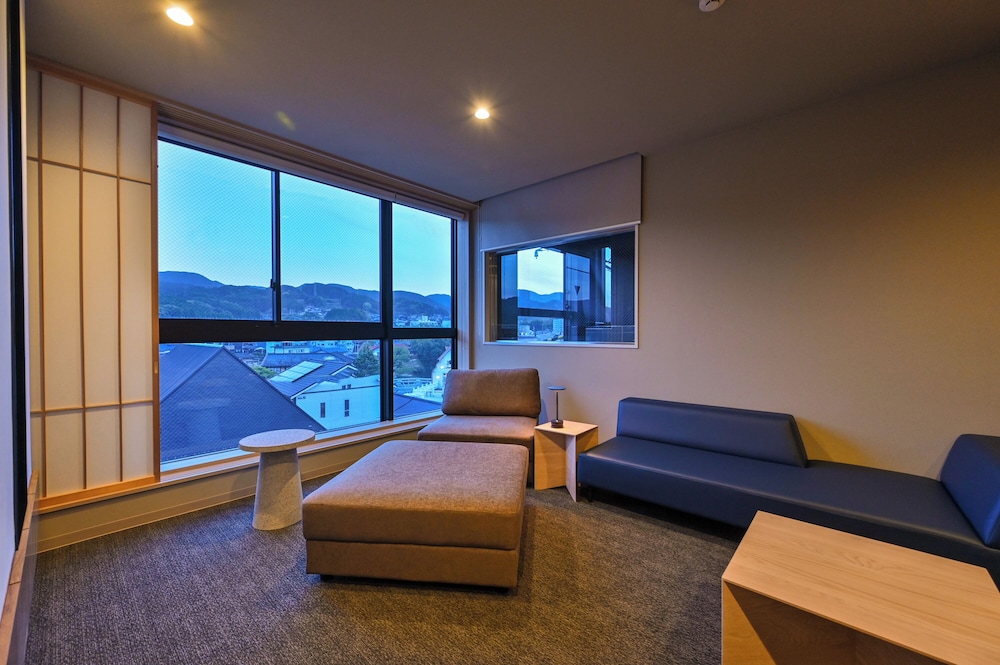 Premium modern Japanese-Western-style twinRoom with indoor hot spring bath "yabukita photo 3