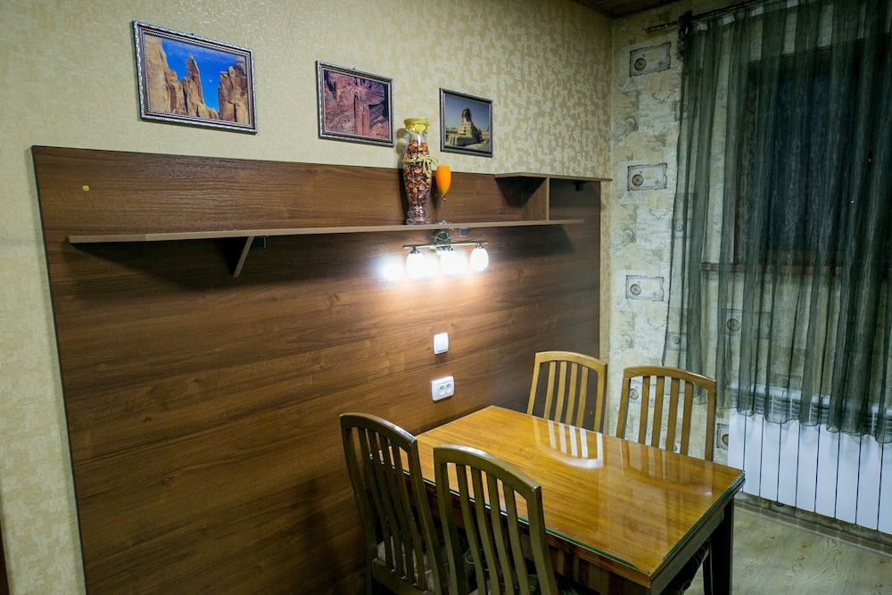Family Apartment, 2 Bedrooms photo 2