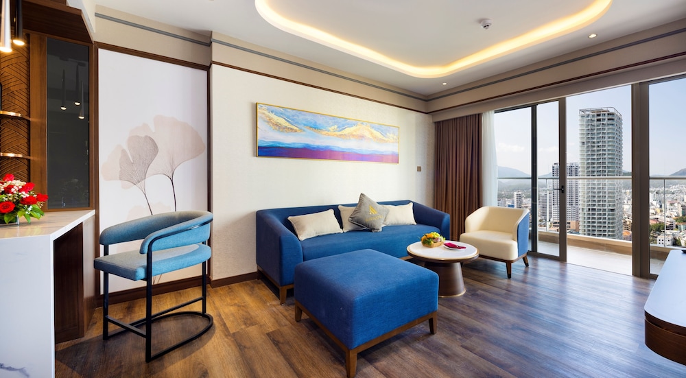 Executive Club Suite Sea View - Photo 5