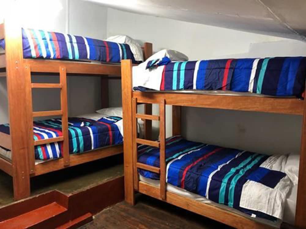 Shared Dormitory, Mixed Dorm (8 PAX) photo 3