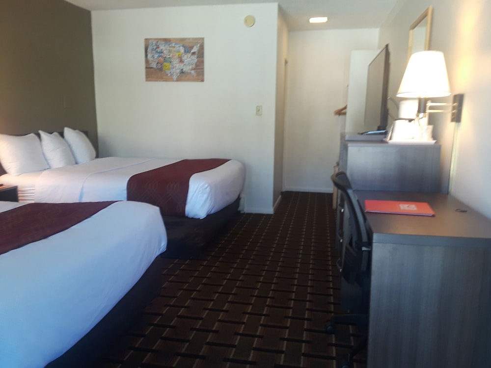 Standard Double Room, Non Smoking - Photo 8