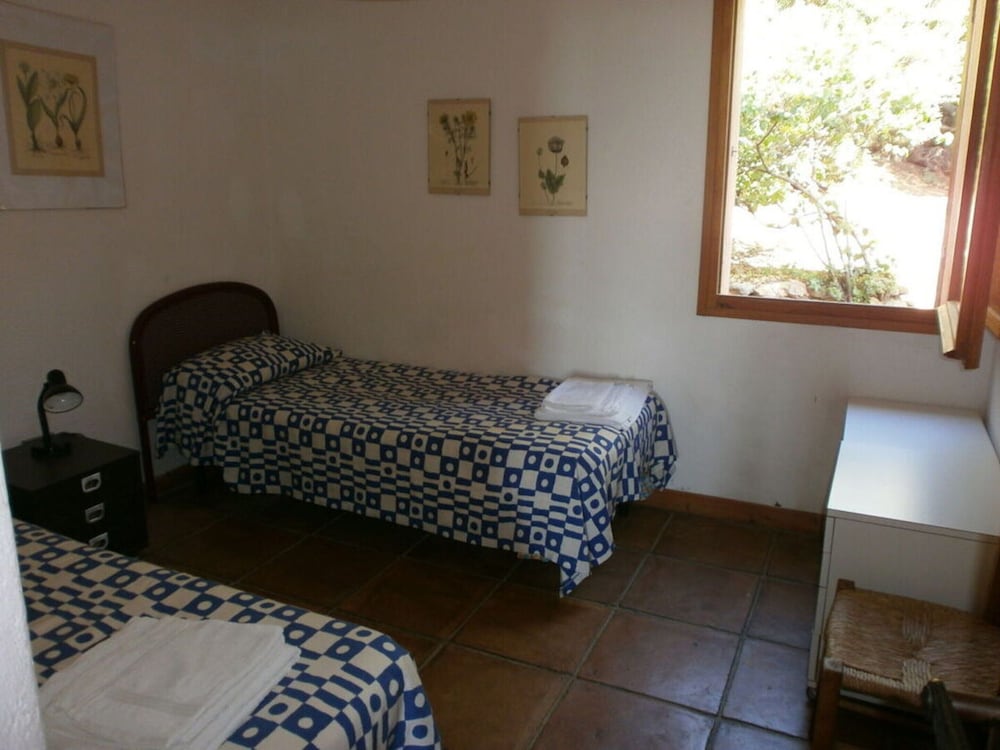 Villa photo 2
