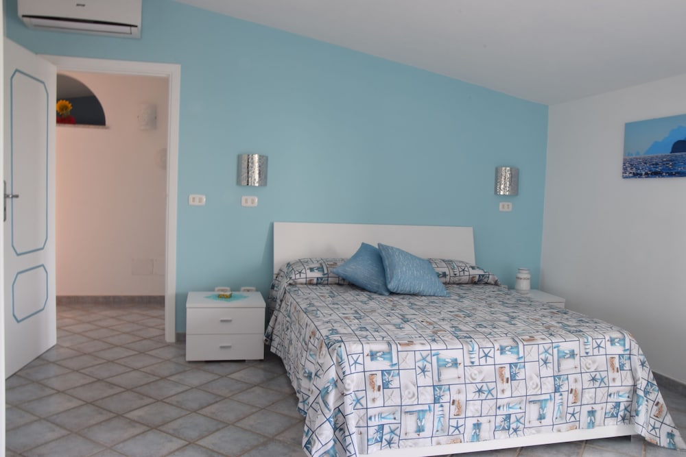 Apartment, Multiple Beds, Terrace, Sea View (San Costanzo Suite) photo 1