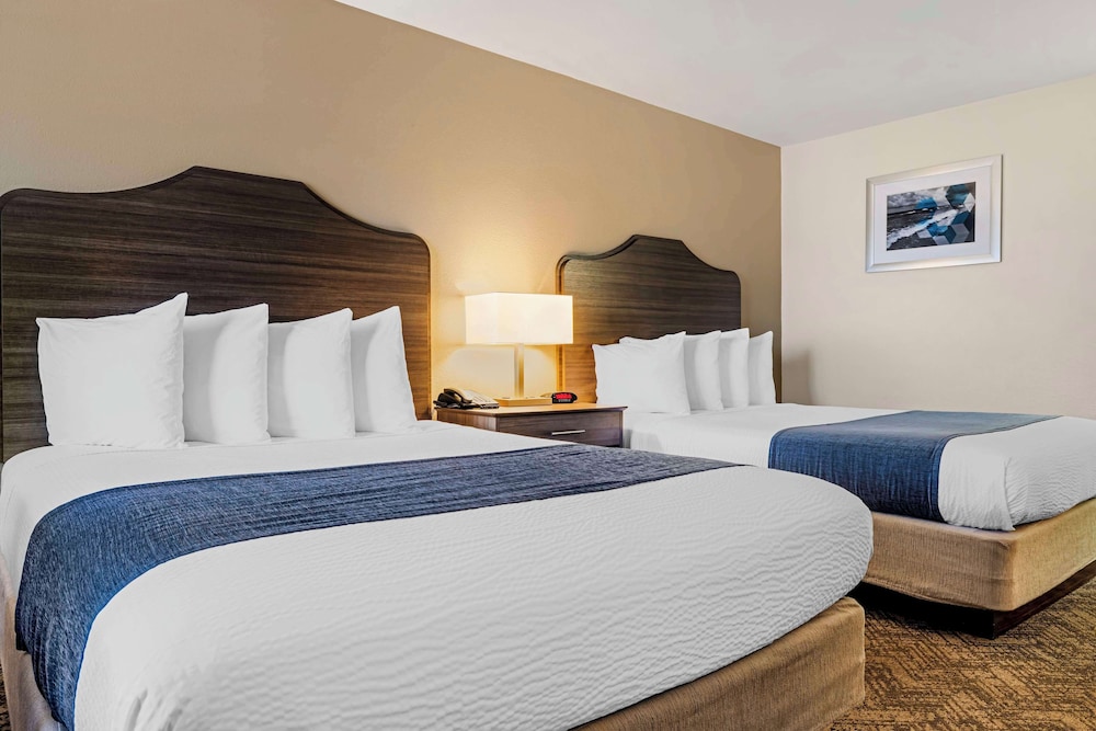 Standard Room, 2 Queen Beds, Accessible, Non Smoking - Photo 1