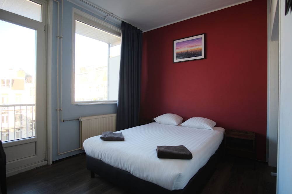 Double Room, Shared Bathroom (Balcony) photo 1
