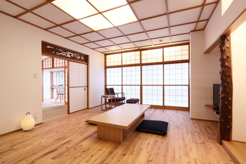 Japanese Style Room- Main Building-East photo 3