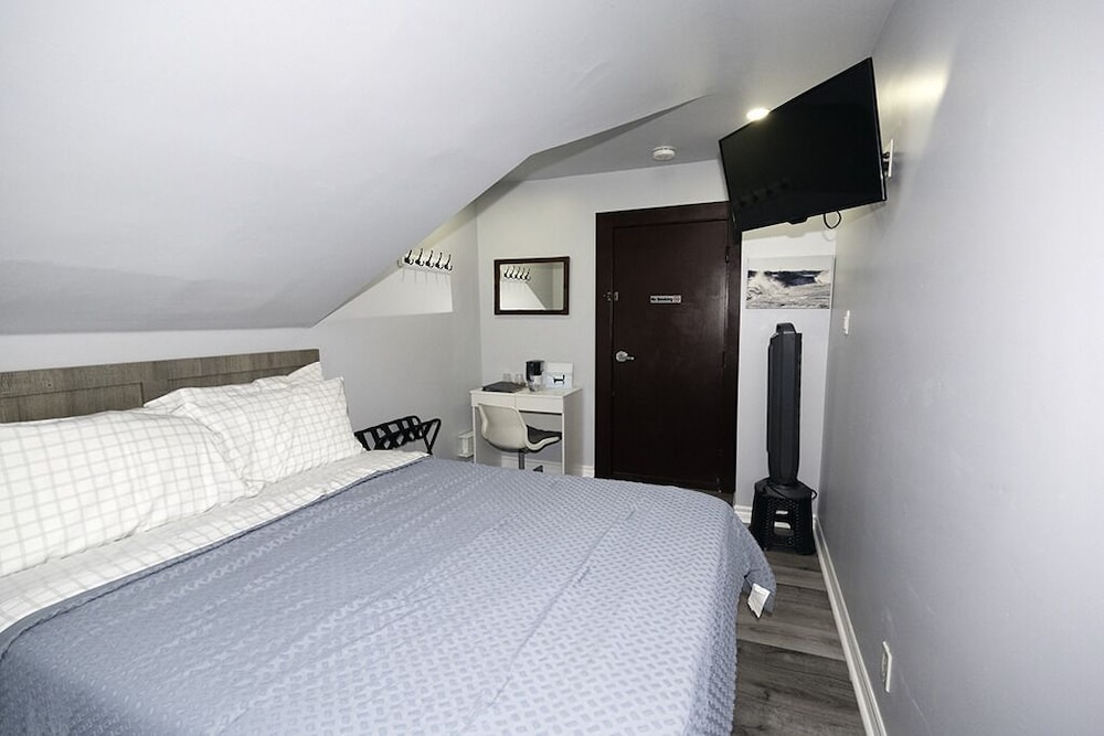 Basic Room, 1 Double Bed photo 1