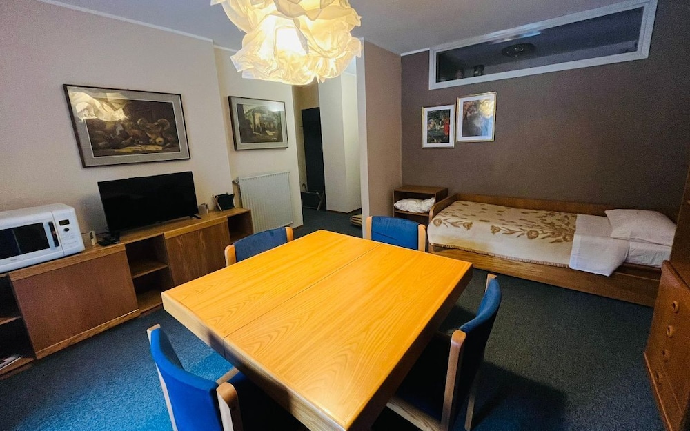 Standard Apartment, Multiple Beds photo 2
