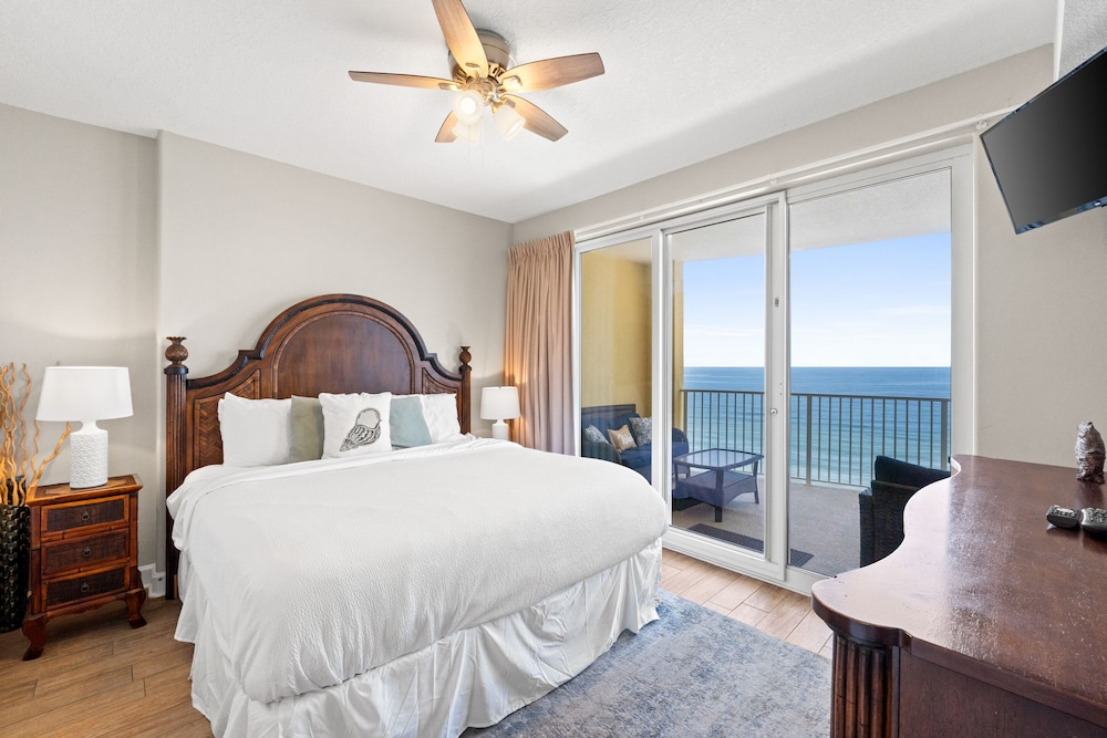 Condo, 2 Bedrooms, Ocean View (1408) photo 3