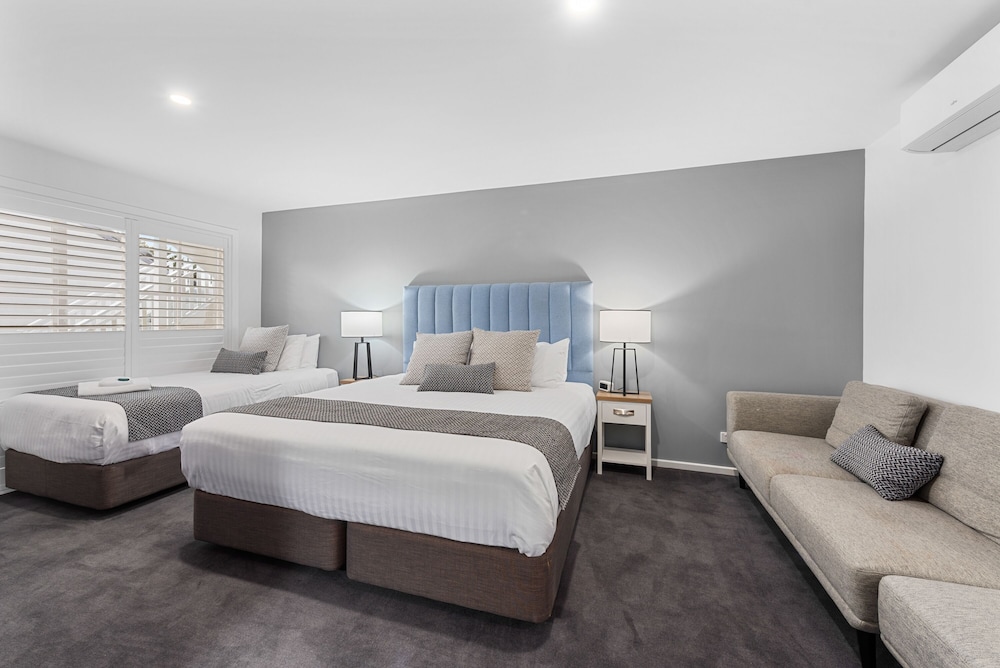 Premier Room, Multiple Beds photo 2