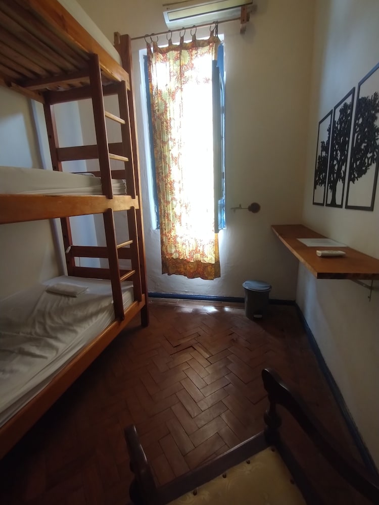 Shared Dormitory, Courtyard View (Misto - 3 camas - Vale do Pati)
