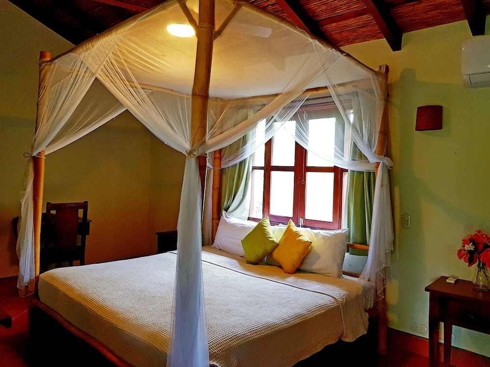 Deluxe Room, 1 King Bed