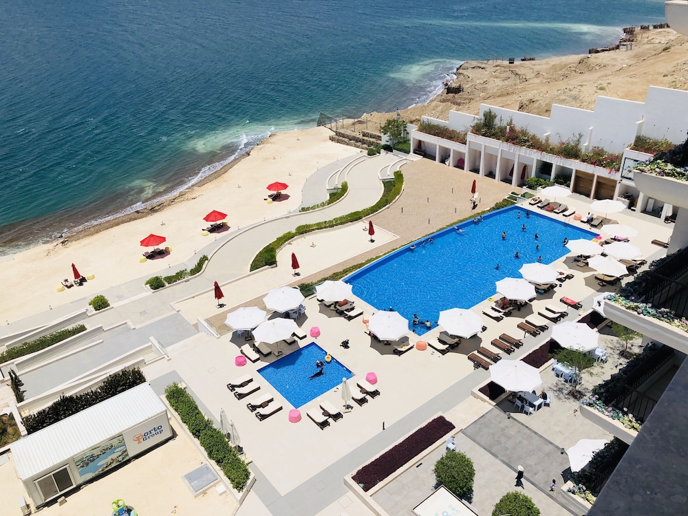 Deluxe Apartment, 1 King Bed with Sofa bed, Sea View photo 2