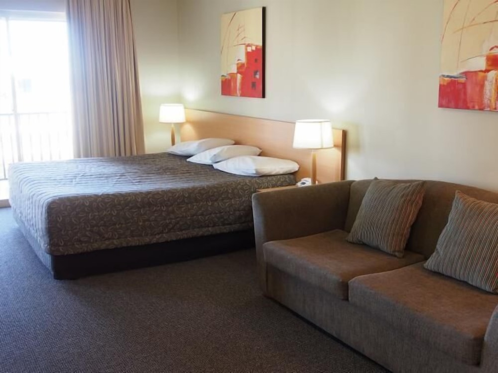 Executive Queen Room - Single