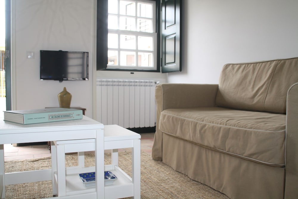 Traditional Cottage, 1 Double Bed with Sofa bed photo 2