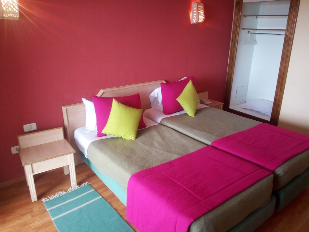 Basic Single Room photo 2