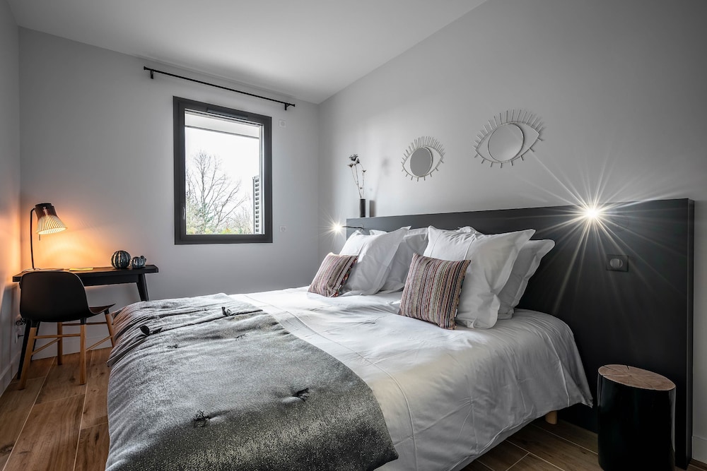 Classic Apartment, Terrace - Photo 1