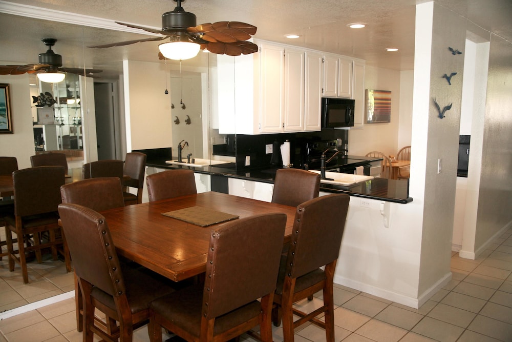 Apartment, 2 Bedrooms, Sea Facing photo 2