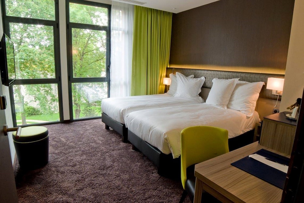Superior Double Room, Garden View (Flâneuse), photo 6