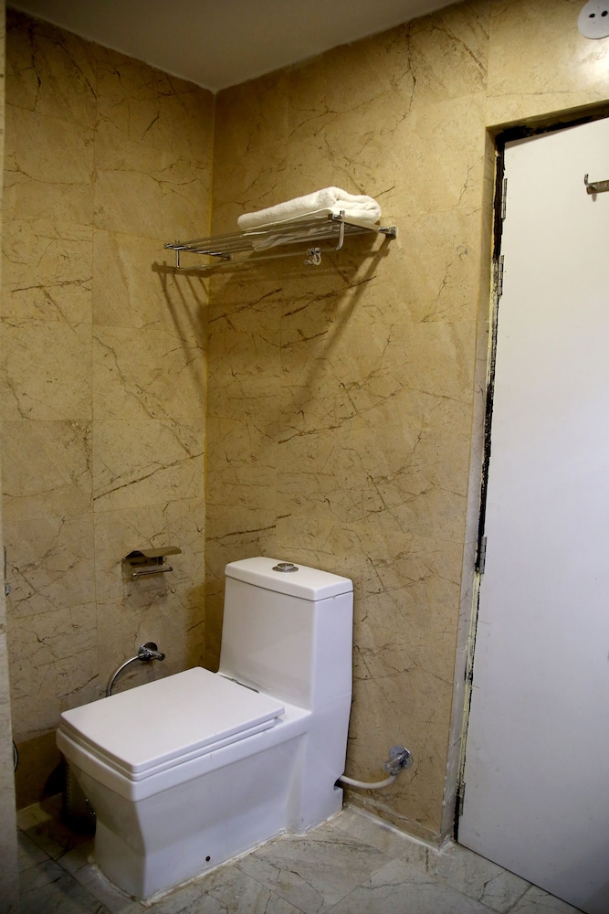 Deluxe Room - Photo 2