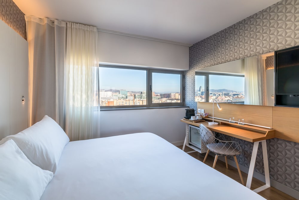 Deluxe Room (Deluxe)